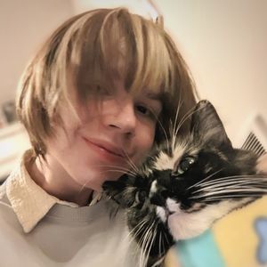 Meet your Posher, Evelyn